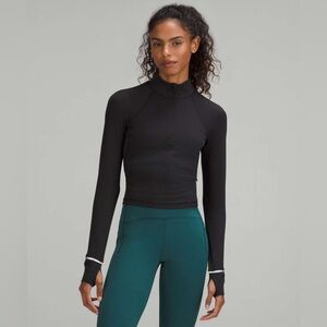 Lululemon Its Rulu Run Cropped Half Zip in Black Size 2